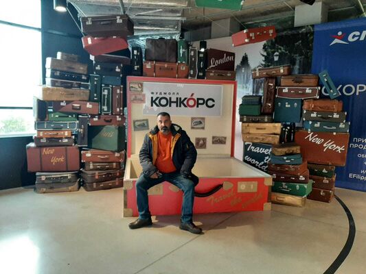  ,   Okan, 49 ,   ,   