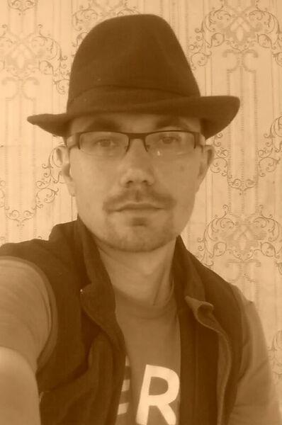  ,   Di, 42 ,   ,   