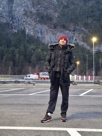  Frankfurt am Main,   , 25 ,   ,   