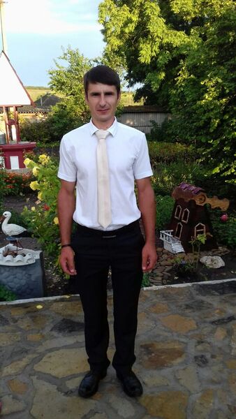  ,   Iurie, 32 ,   c 