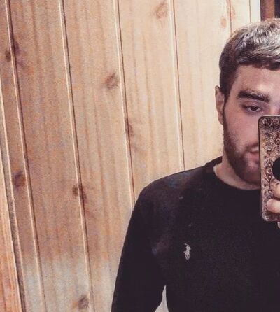  ,   Artur, 32 ,   ,   