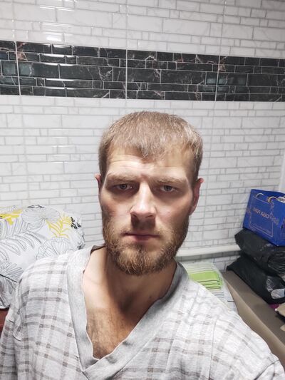  ,   Ivan, 38 ,   ,   