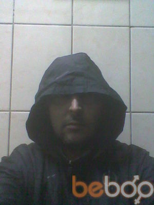  3882967  Viktor, 42 ,    