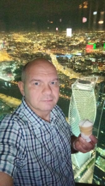  ,   Ruslan, 46 ,   ,   , c 