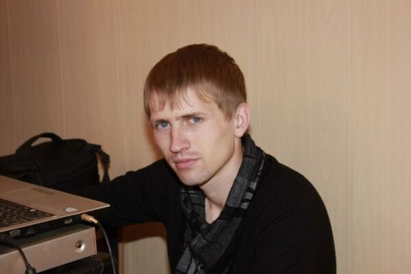 ,   Anton, 37 ,   