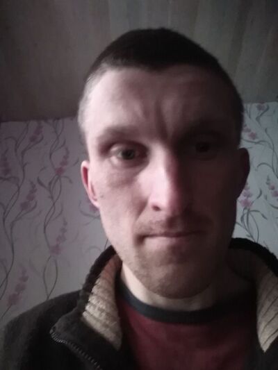  ,   Edgars, 33 ,   ,   
