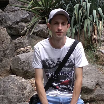  ,   Evgenii, 36 ,   c 