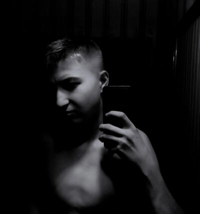  --,   Rodion, 20 ,   ,   