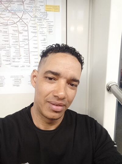  ,   Yunito, 40 ,   ,   