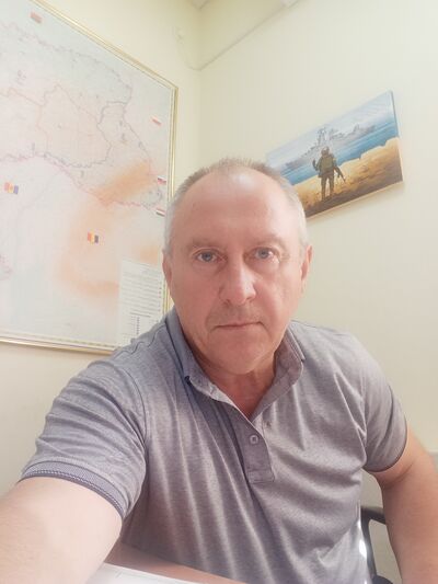  ,   Nik, 55 ,   ,   