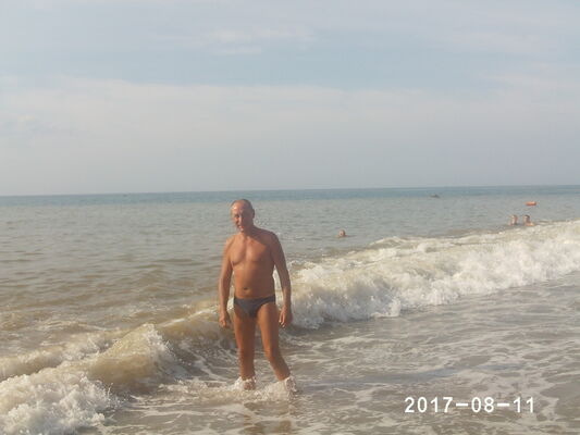  ,   Alex, 63 ,   