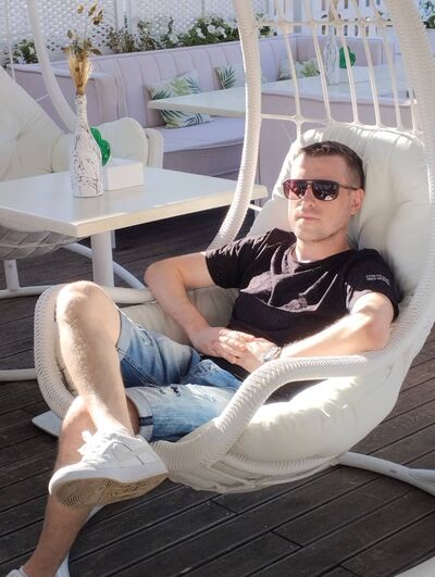  ,   Alex, 33 ,   ,   