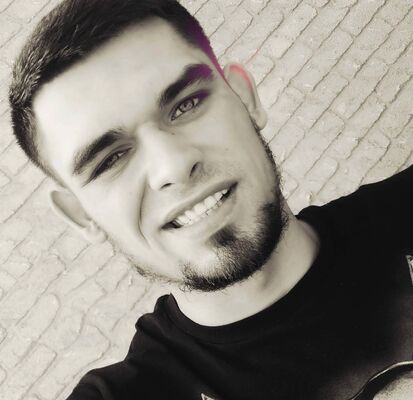  --,   AriK, 28 ,   ,   , 