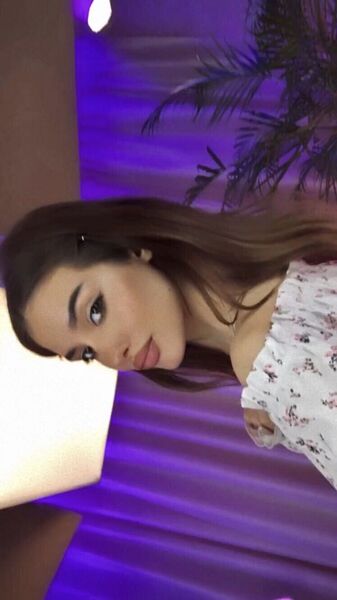  ,   Inna, 24 ,     