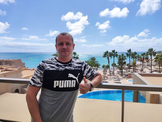  Chomutov,   Eduard, 40 ,   ,   