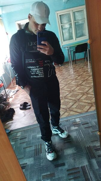 ,   Stepan, 21 ,   ,   