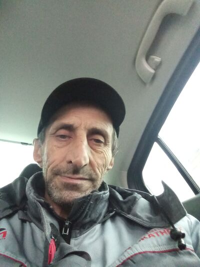  ,   Hovo, 60 ,     