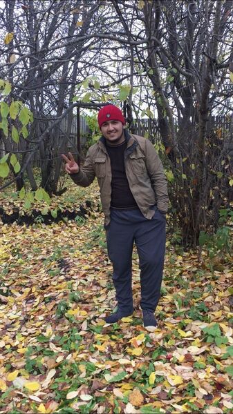  ,   Erik, 29 ,   ,   