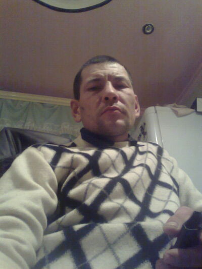  ,   Aleksei, 46 ,   c 