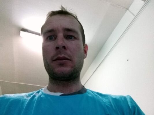  ,   Denis, 38 ,   ,   , c 