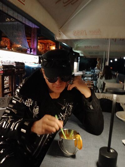  ,   Plattton, 41 ,   ,   , c , 