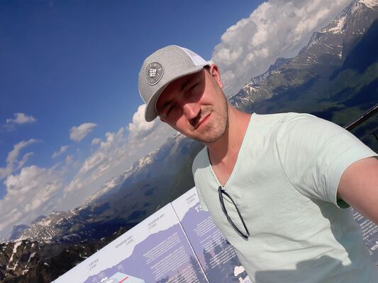  ,   Sergey, 35 ,   ,   