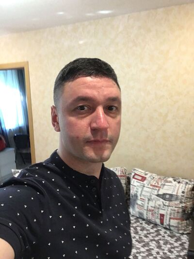  ,   Peter, 32 ,   ,   