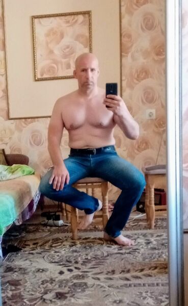  ,   Andrei, 47 ,   ,   , c , 