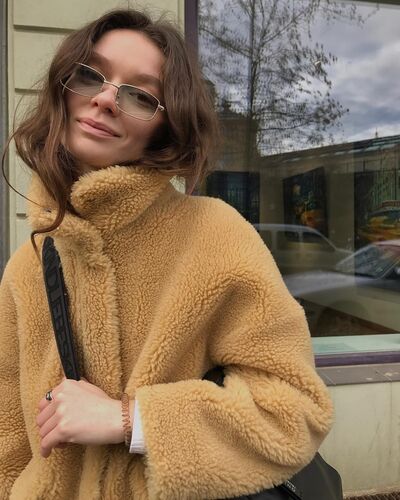  Manching,   Margo, 29 ,   ,   
