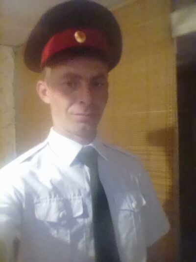  ,   Viktor, 36 ,   ,   , c 