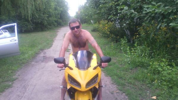  ,   Alexandr, 44 ,  