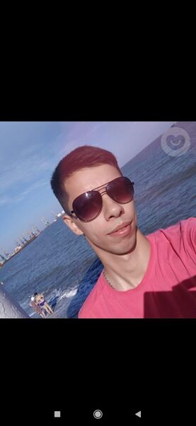  ,   Yevhen, 31 ,   ,   , c 