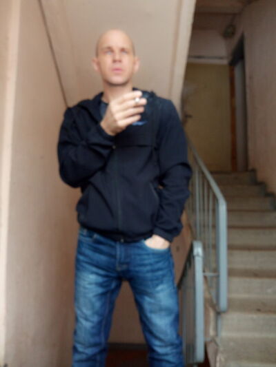  -,   , 44 ,  