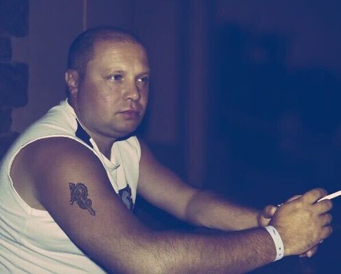  ,   Alex, 49 ,   ,   