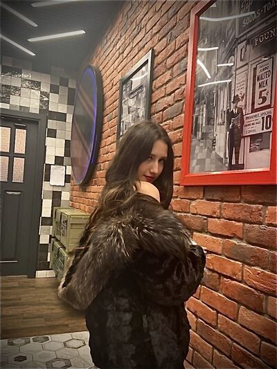  -,   Alinka, 20 ,     , c 