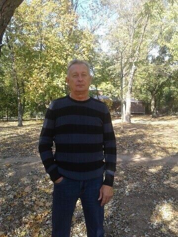  20982207  Nikolay, 63 ,    