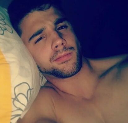  ,   ALEX, 22 ,   ,   , c , 