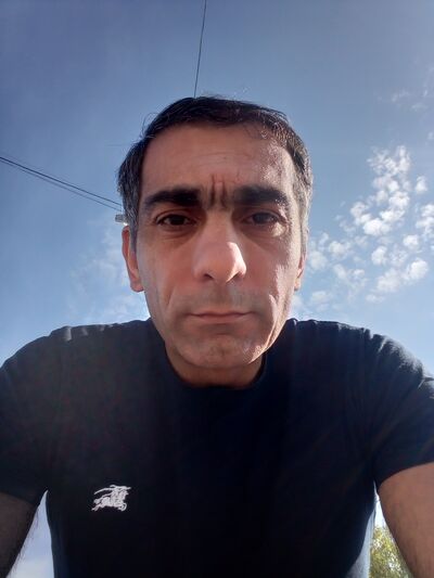  ,   David, 44 ,   c 