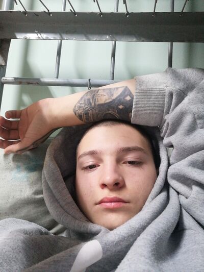  ,   Vlad, 21 ,   ,   