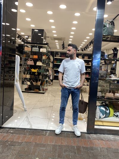 Alanya,   Burak, 32 ,   ,   