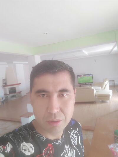  ,   Bek, 37 ,   ,   