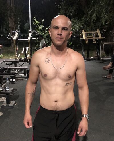  ,   Andrei, 32 ,   ,   , c 