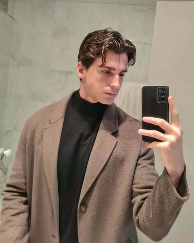  ,   , 33 ,   