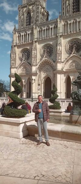  Soho,   Artyom, 44 ,   ,   