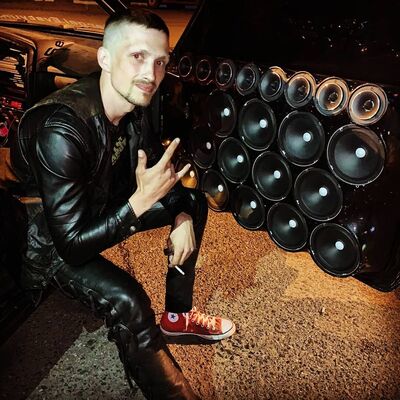  ,   Sasha, 37 ,   ,   , c 