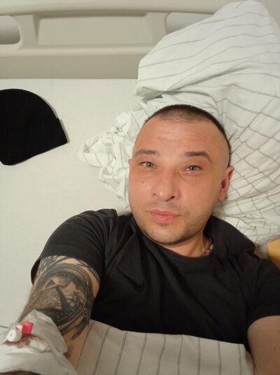  ,   Andrej, 33 ,   ,   