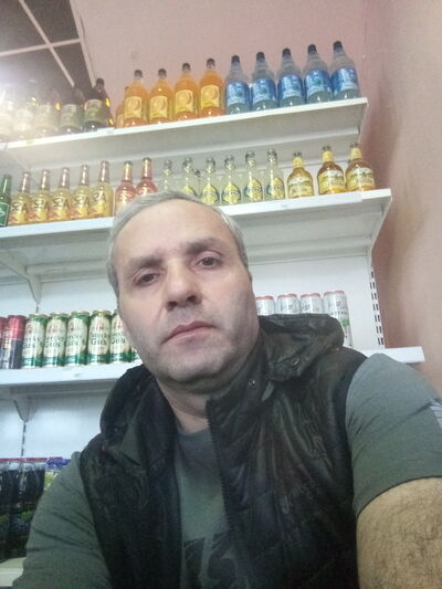  ,   Emil, 44 ,   ,   