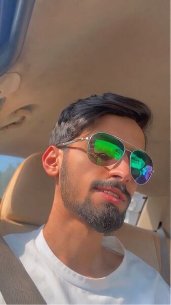  ,   Khalid, 25 ,   ,   , c , 