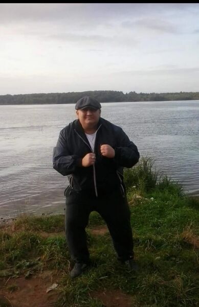 ,   Maksim, 44 ,   ,   