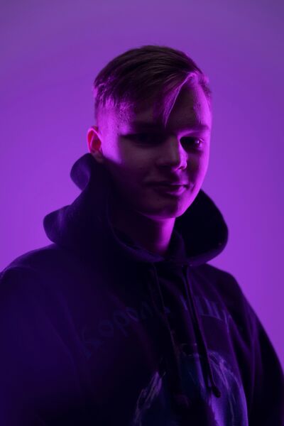  ,   , 19 ,     , c 